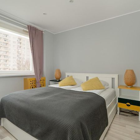 Family Apartments Osiedle Rusa By Noclegi Renters Poznan Exterior foto